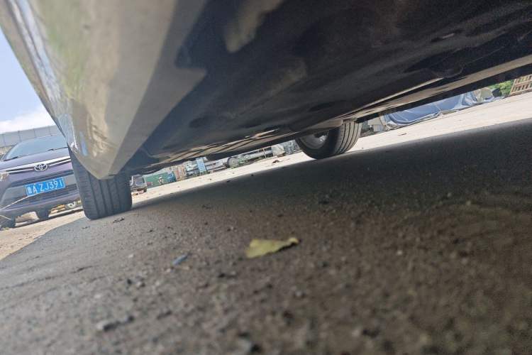 Used Cadillac XTS 2014 28T Tech Model Chassis Front Right