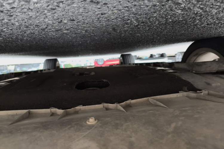 Used Cadillac XTS 2014 28T Platinum Edition Chassis Front