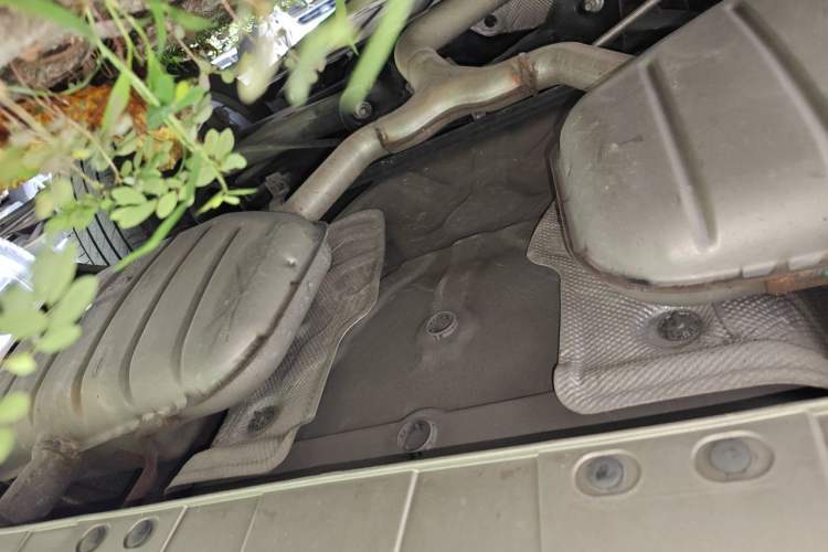 Used Cadillac XTS 2014 28T Comfort Version Chassis Rear