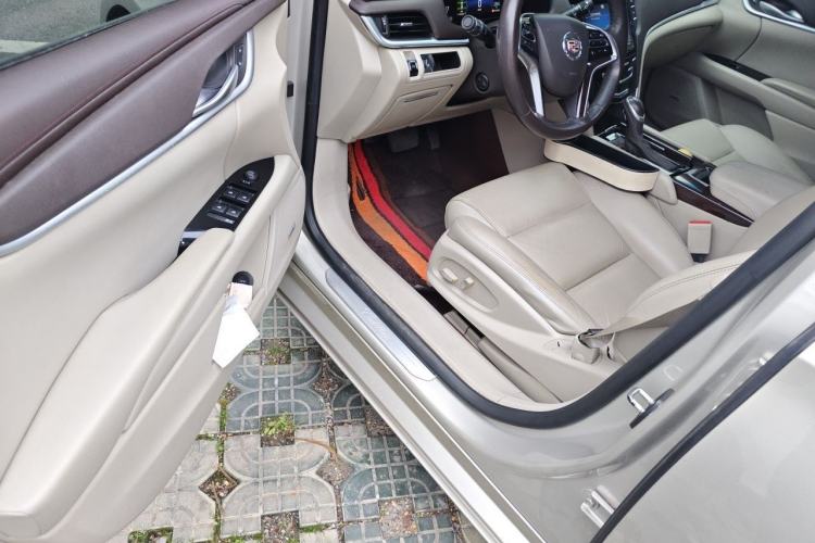 Used Cadillac XTS 2014 28T Comfort Version Driver Seat
