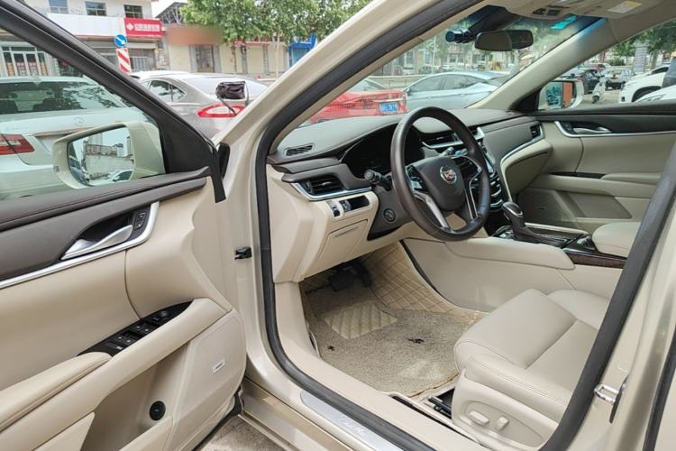 Used Cadillac XTS 2014 28T Comfort Version Driver Seat