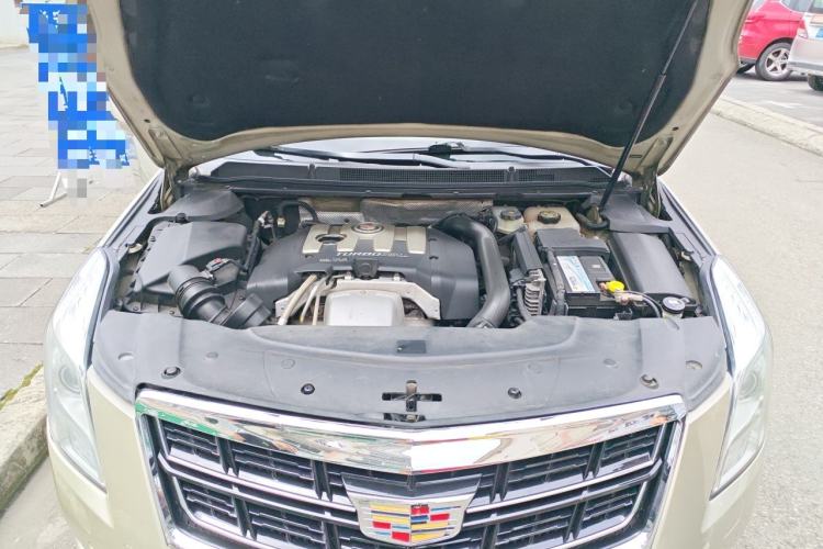 Used Cadillac XTS 2014 28T Elite Edition Engine Bay