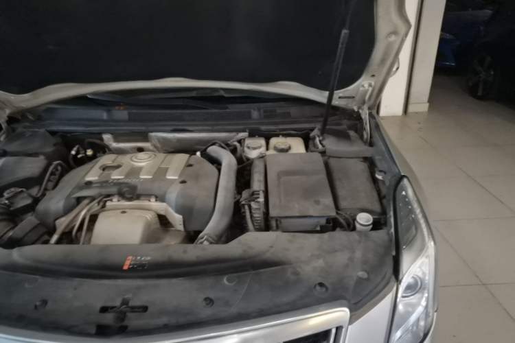Used Cadillac XTS 2014 28T Elite Edition Engine Bay Left