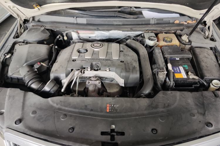 Used Cadillac XTS 2014 28T Elite Edition Engine Bay