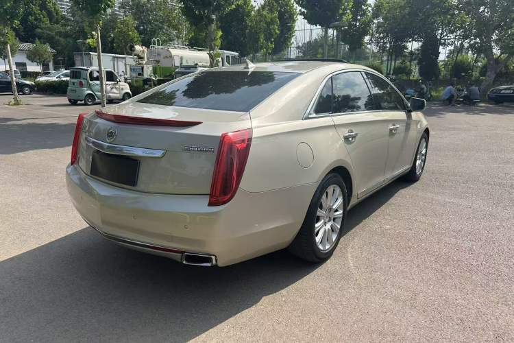 Used Cadillac XTS 2014 28T Comfort Version Exterior 7
