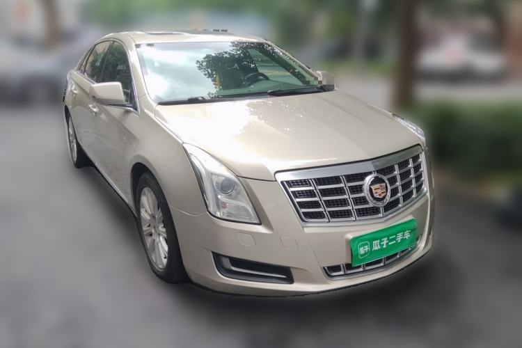 Used Cadillac XTS 2014 28T Comfort Version Front Right 45 Deg