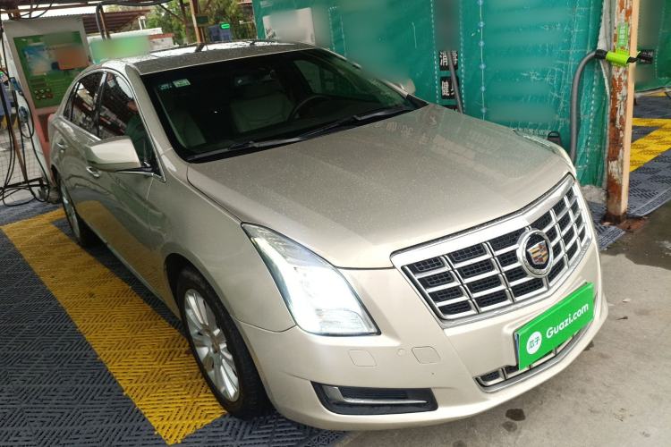 Used Cadillac XTS 2014 28T Comfort Version Front Right 45 Deg