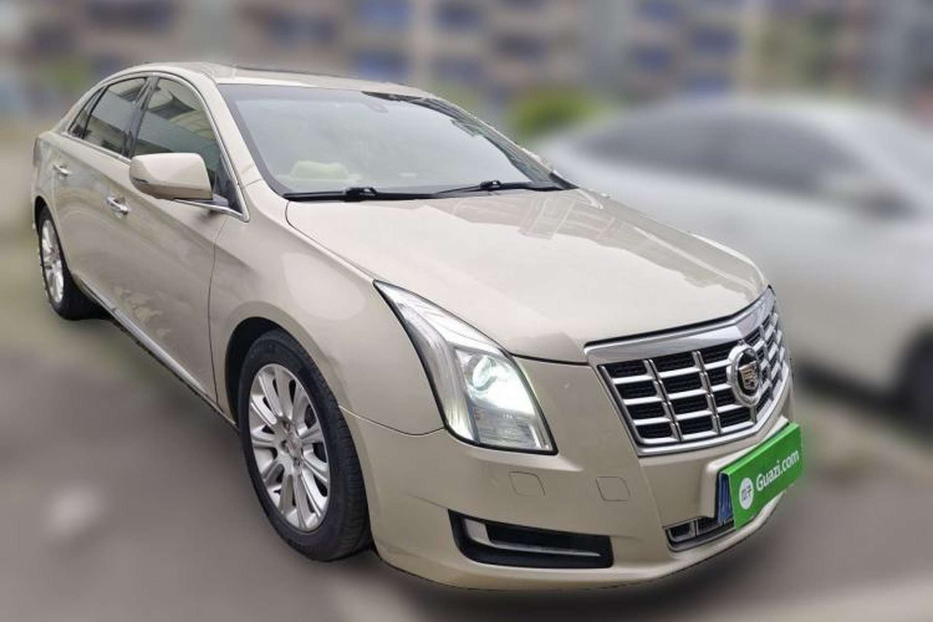 Used Cadillac XTS 2014 28T Comfort Version Front Right 45 Deg