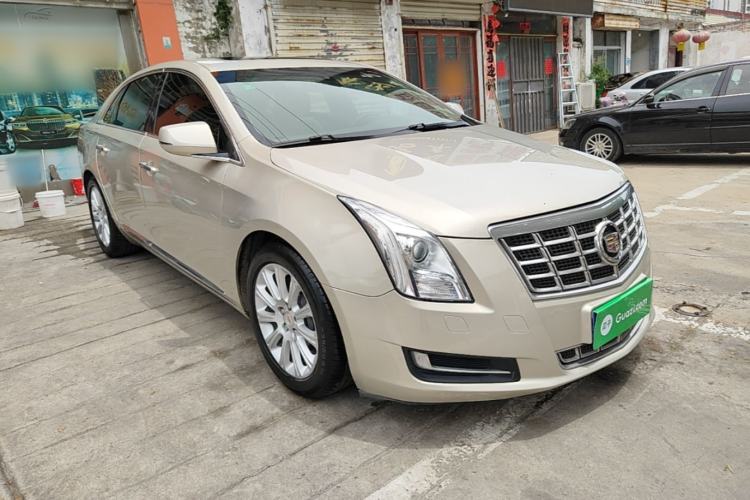 Used Cadillac XTS 2014 28T Comfort Version Front Right 45 Deg