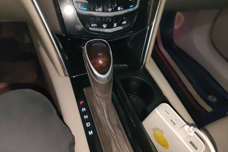 Used Cadillac XTS 2014 28T Elite Edition Gear Lever