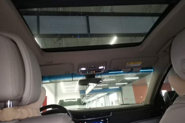Used Cadillac XTS 2014 28T Elite Edition Headliner