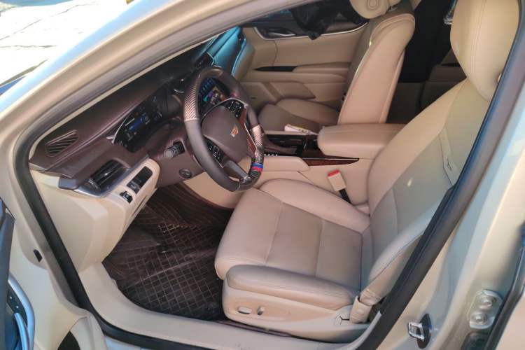 Used Cadillac XTS 2014 28T Comfort Version Left Front Seat