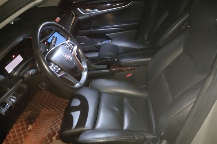 Used Cadillac XTS 2014 28T Luxury Model Left Front Seat