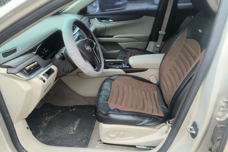 Used Cadillac XTS 2014 28T Comfort Version Left Front Seat