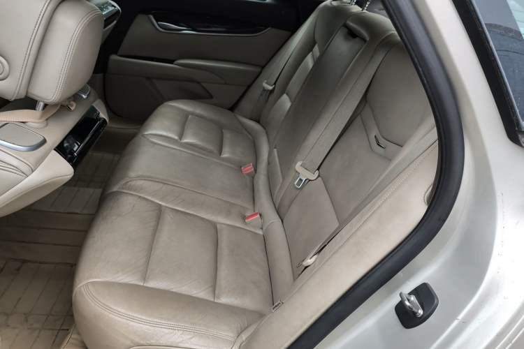 Used Cadillac XTS 2014 28T Platinum Edition Left Rear Seat