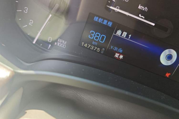Used Cadillac XTS 2014 28T Tech Model Odometer Close Up