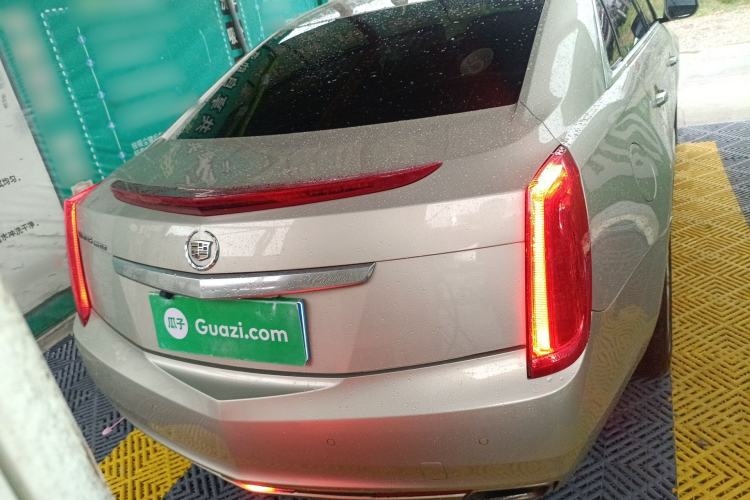 Used Cadillac XTS 2014 28T Comfort Version Rear