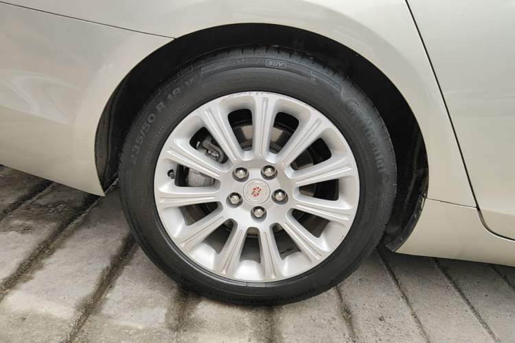Used Cadillac XTS 2014 28T Comfort Version Right Rear Wheel Hub