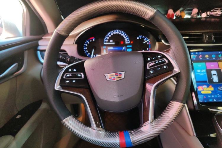 Used Cadillac XTS 2014 28T Comfort Version Steering Wheel