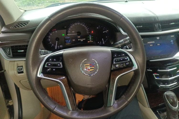 Used Cadillac XTS 2014 28T Comfort Version Steering Wheel