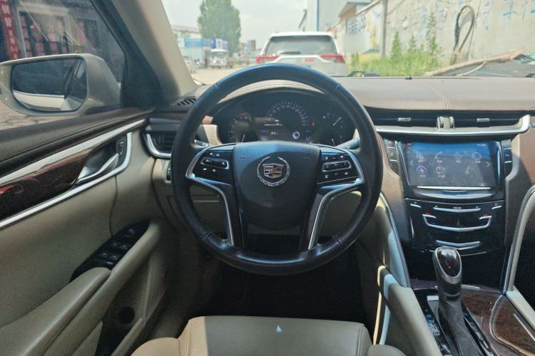Used Cadillac XTS 2014 28T Tech Model Steering Wheel