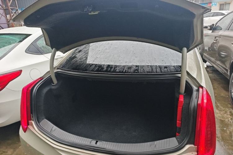 Used Cadillac XTS 2014 28T Comfort Version Trunk