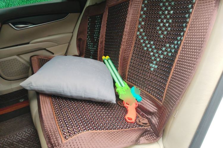 Used Cadillac XTS 2014 28T Comfort Version Left Rear Seat