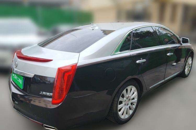 Used Cadillac XTS 2014 28T Comfort Version Rear Right 45 Deg