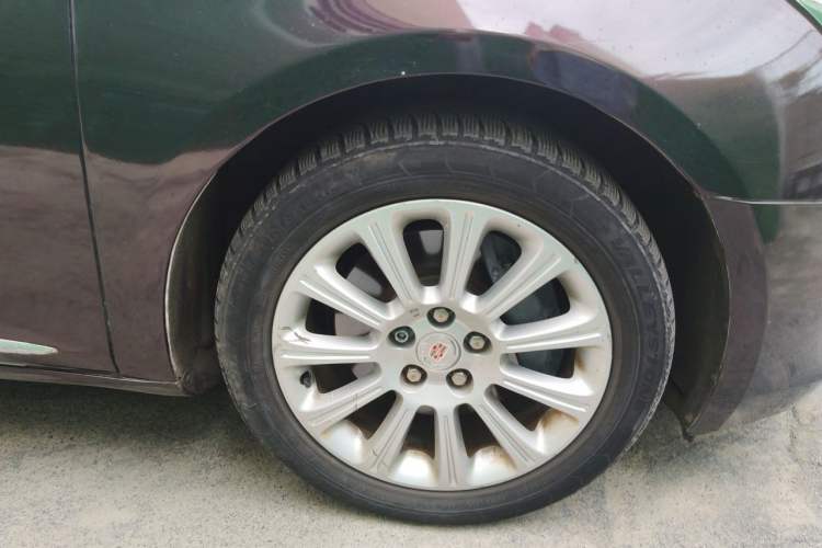 Used Cadillac XTS 2014 28T Comfort Version Right Front Wheel Hub