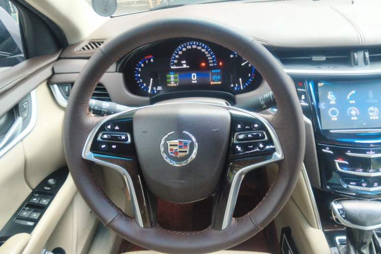 Used Cadillac XTS 2014 28T Comfort Version Steering Wheel
