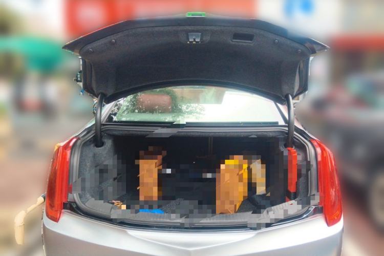 Used Cadillac XTS 2014 28T Comfort Version Trunk