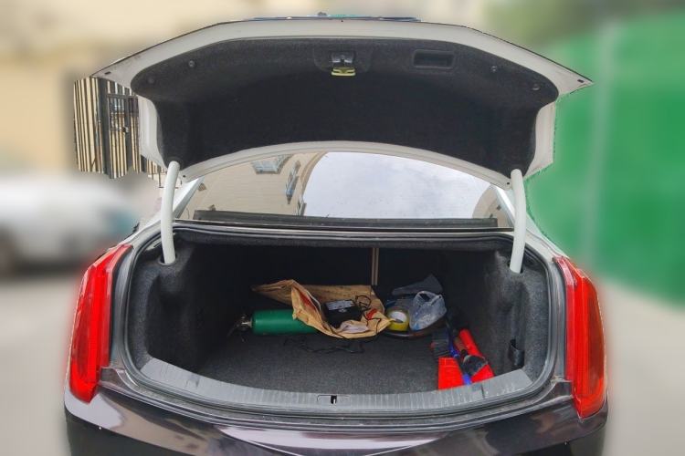 Used Cadillac XTS 2014 28T Comfort Version Trunk