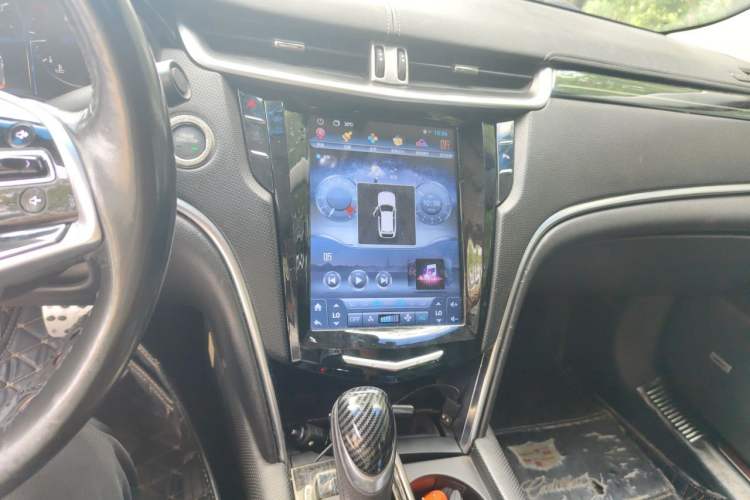 Used Cadillac XTS 2014 28T Platinum Edition Audio And AC Panel