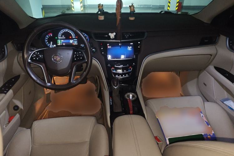 Used Cadillac XTS 2014 28T Comfort Version Center Console