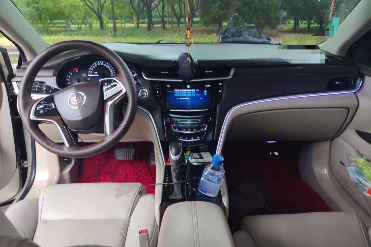 Used Cadillac XTS 2014 28T Comfort Version Center Console