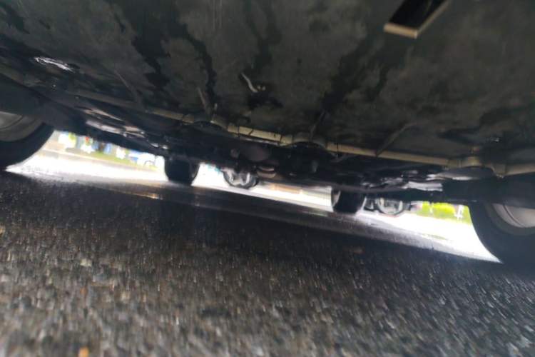 Used Cadillac XTS 2014 28T Comfort Version Chassis Front