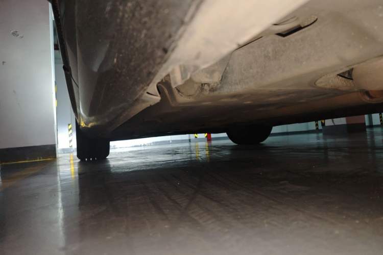 Used Cadillac XTS 2014 28T Comfort Version Chassis Rear Left