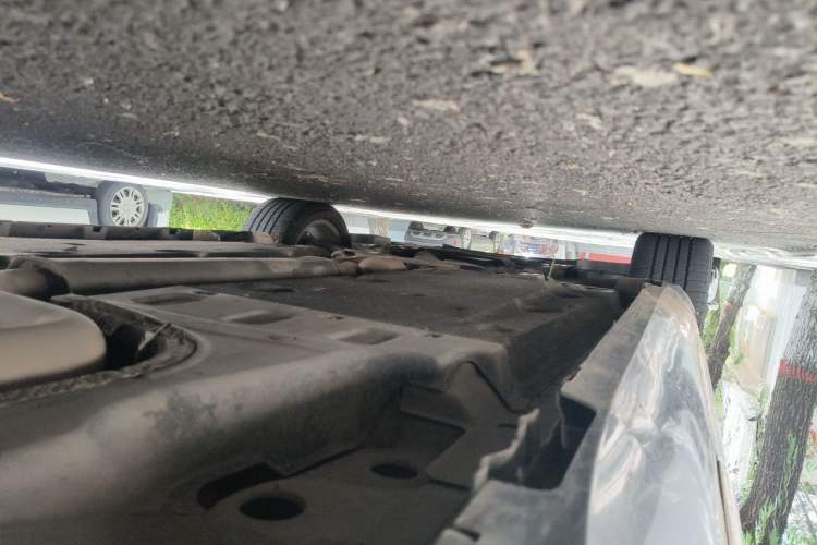 Used Cadillac XTS 2014 28T Comfort Version Chassis Rear Left