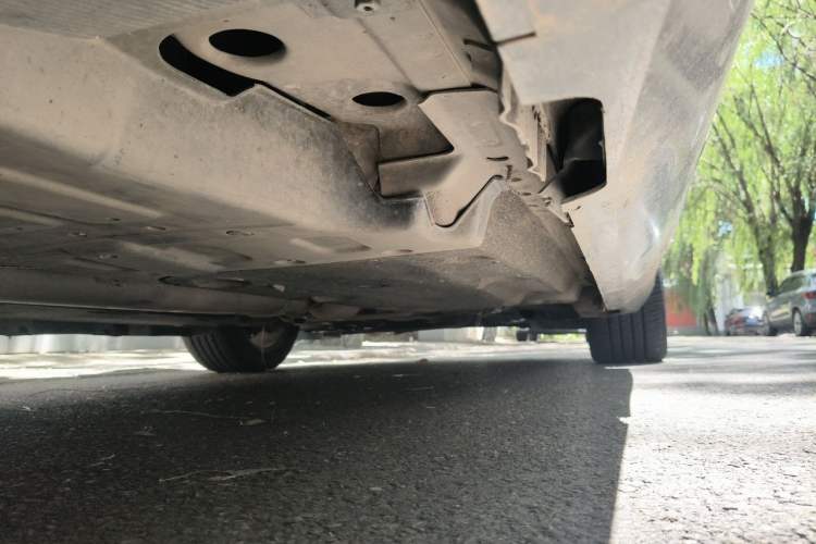 Used Cadillac XTS 2014 28T Comfort Version Chassis Rear Right