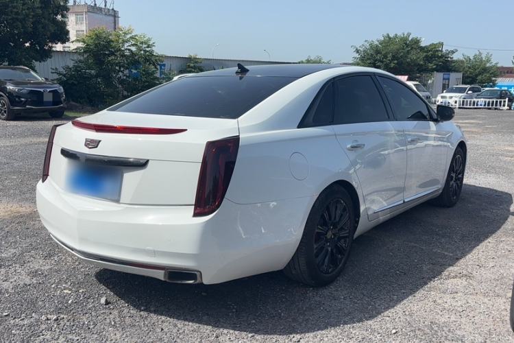 Used Cadillac XTS 2014 28T Luxury Model Exterior 1