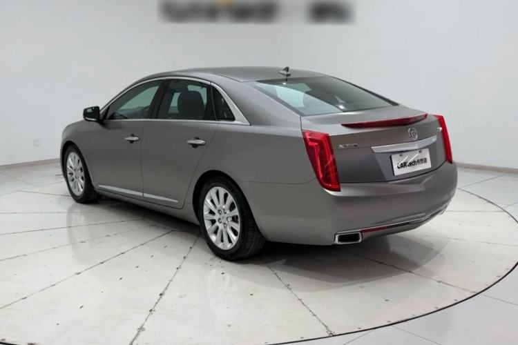 Used Cadillac XTS 2014 28T Luxury Model Exterior 2