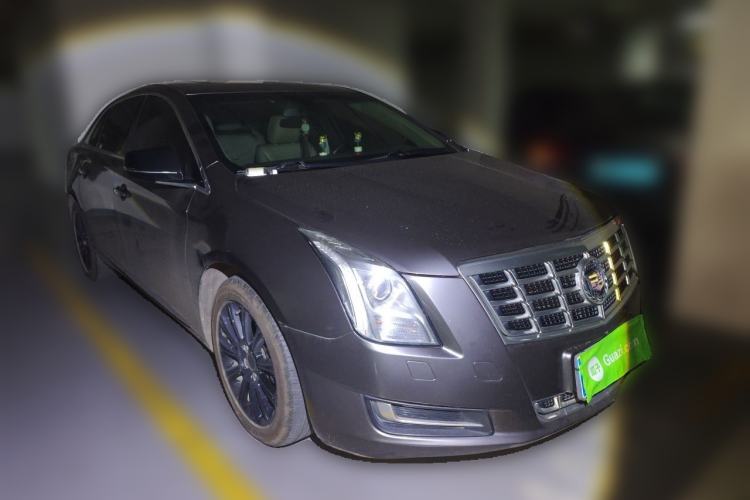 Used Cadillac XTS 2014 28T Comfort Version Front Right 45 Deg