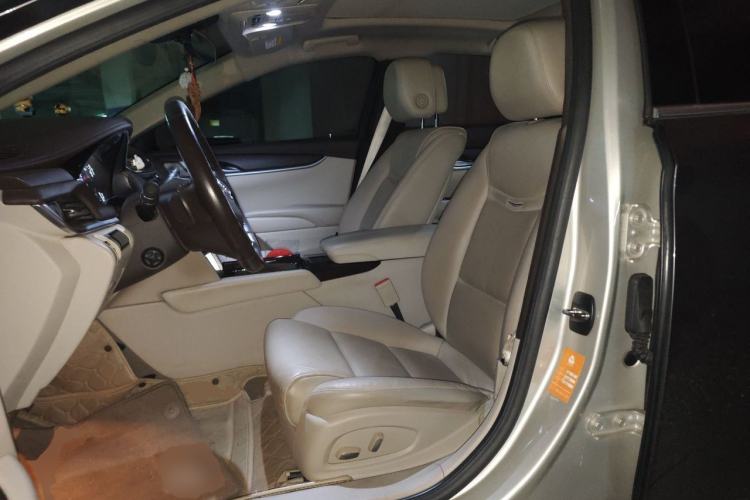 Used Cadillac XTS 2014 28T Comfort Version Left Front Seat