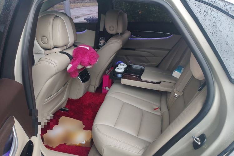 Used Cadillac XTS 2014 28T Comfort Version Left Rear Seat