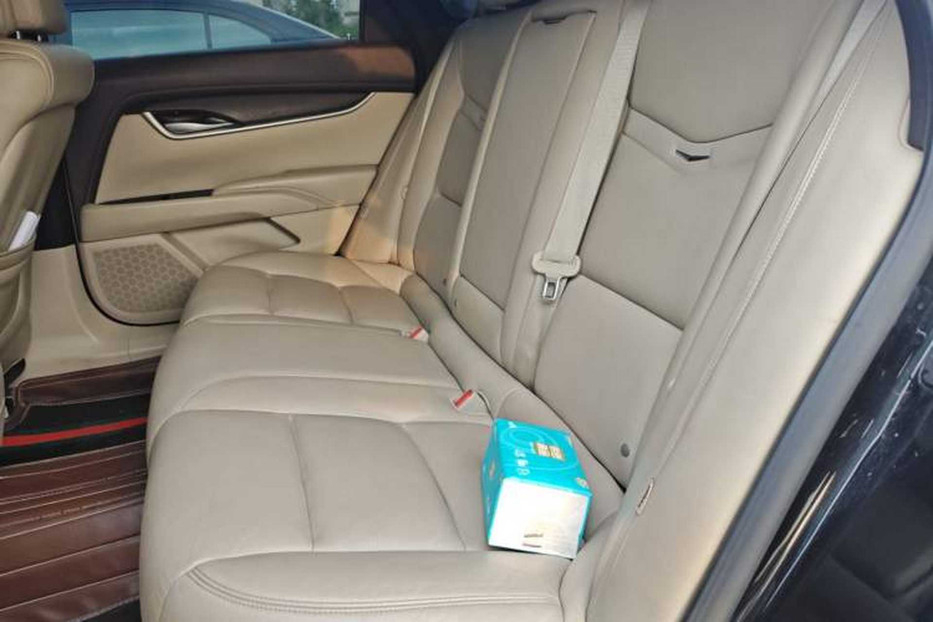 Used Cadillac XTS 2014 28T Comfort Version Left Rear Seat
