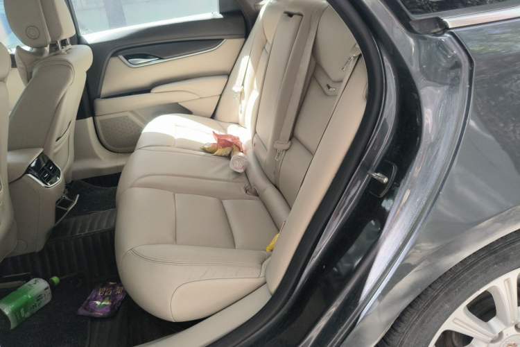 Used Cadillac XTS 2014 28T Comfort Version Left Rear Seat