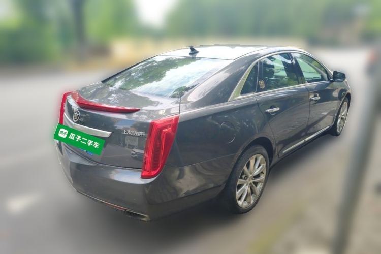 Used Cadillac XTS 2014 28T Platinum Edition Rear Right 45 Deg