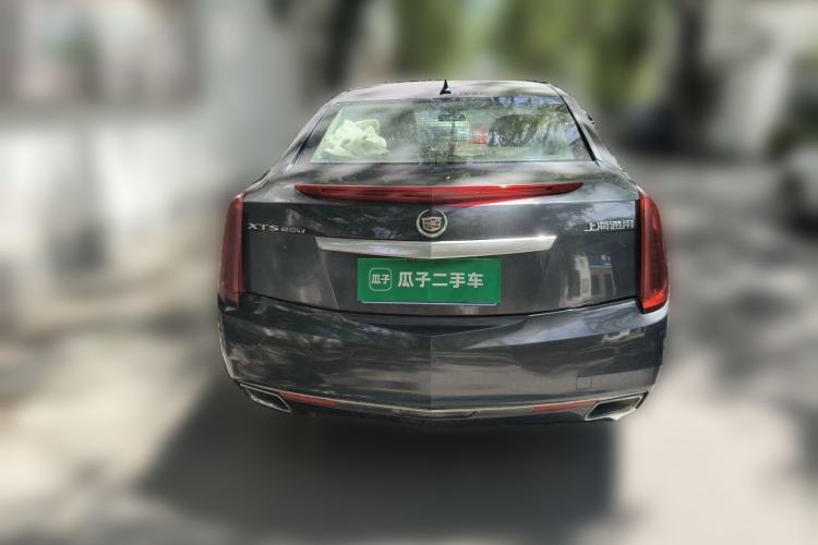 Used Cadillac XTS 2014 28T Comfort Version Rear