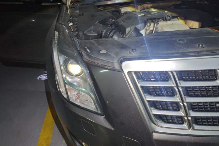 Used Cadillac XTS 2014 28T Comfort Version Right Front Headlight