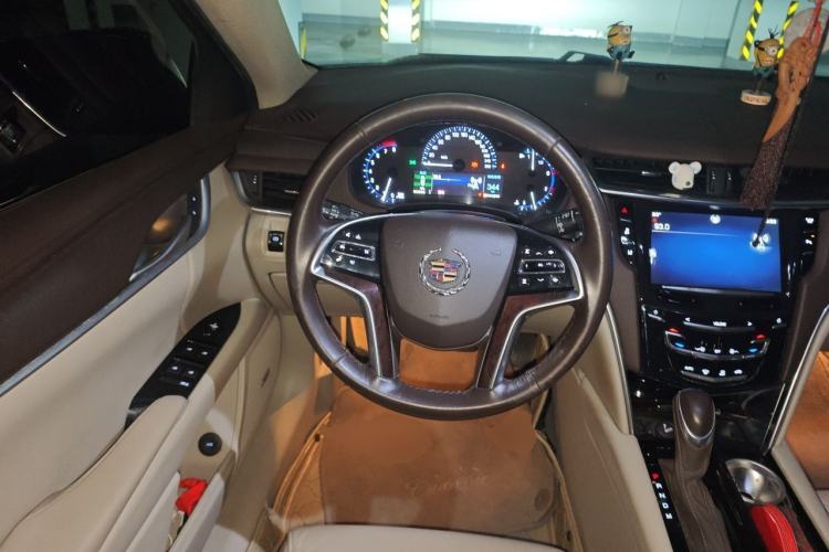 Used Cadillac XTS 2014 28T Comfort Version Steering Wheel